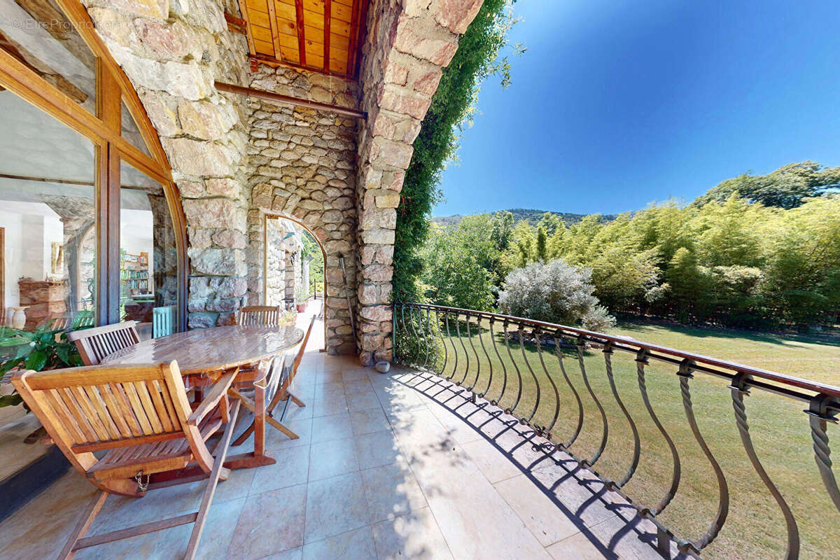 MAS DE CARACTERE 308M² au Coeur des Pyrénéen - Orientales - photo 7
