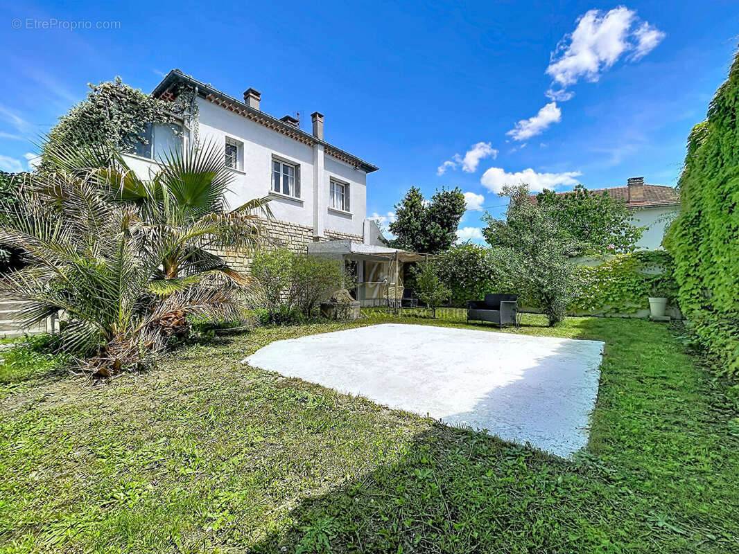 Carpentras maison de ville t6 115m² evolutive sur 370m² de terrain cloture - photo 2
