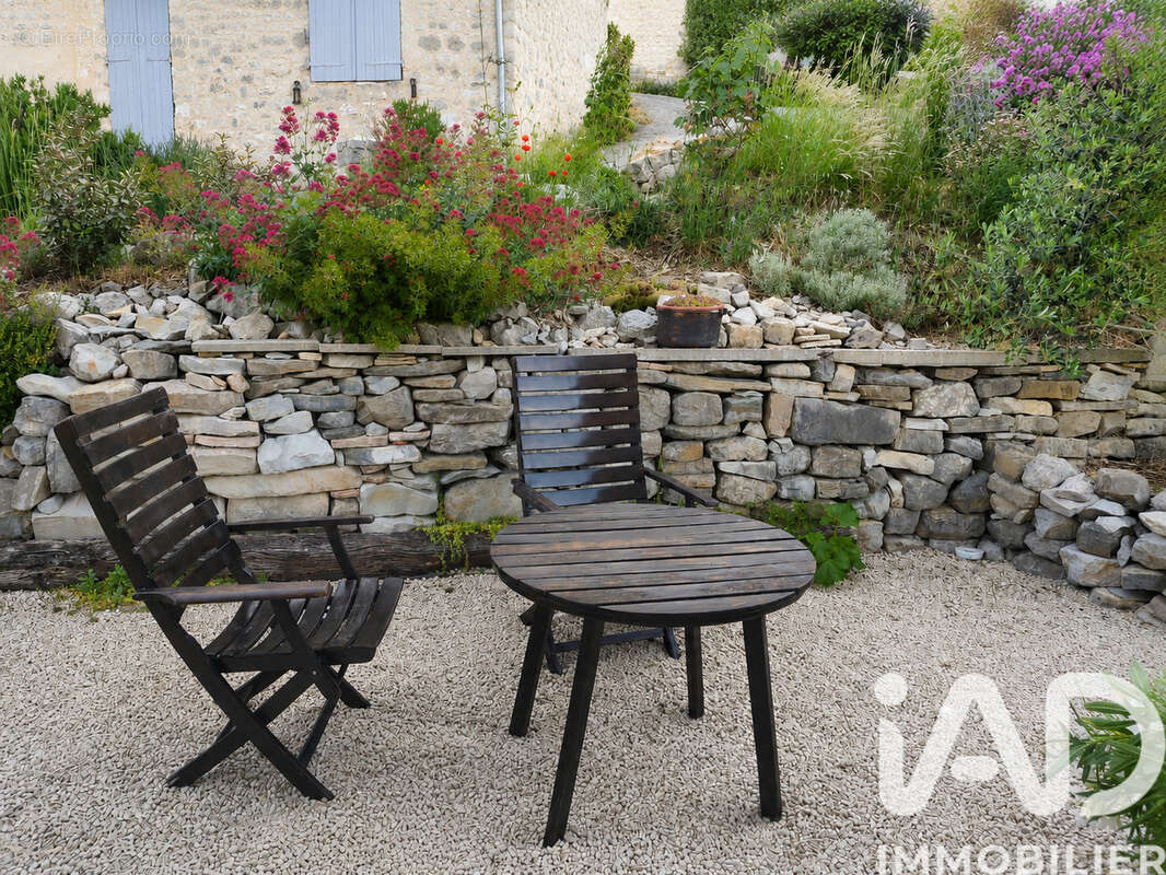 Photo 3 - Maison à LE POET-SIGILLAT
