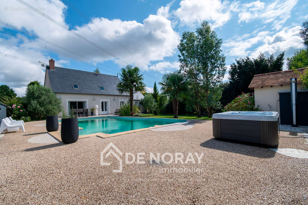 Maison à JOUE-LES-TOURS