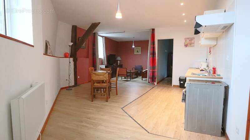 Appartement à FOURMIES