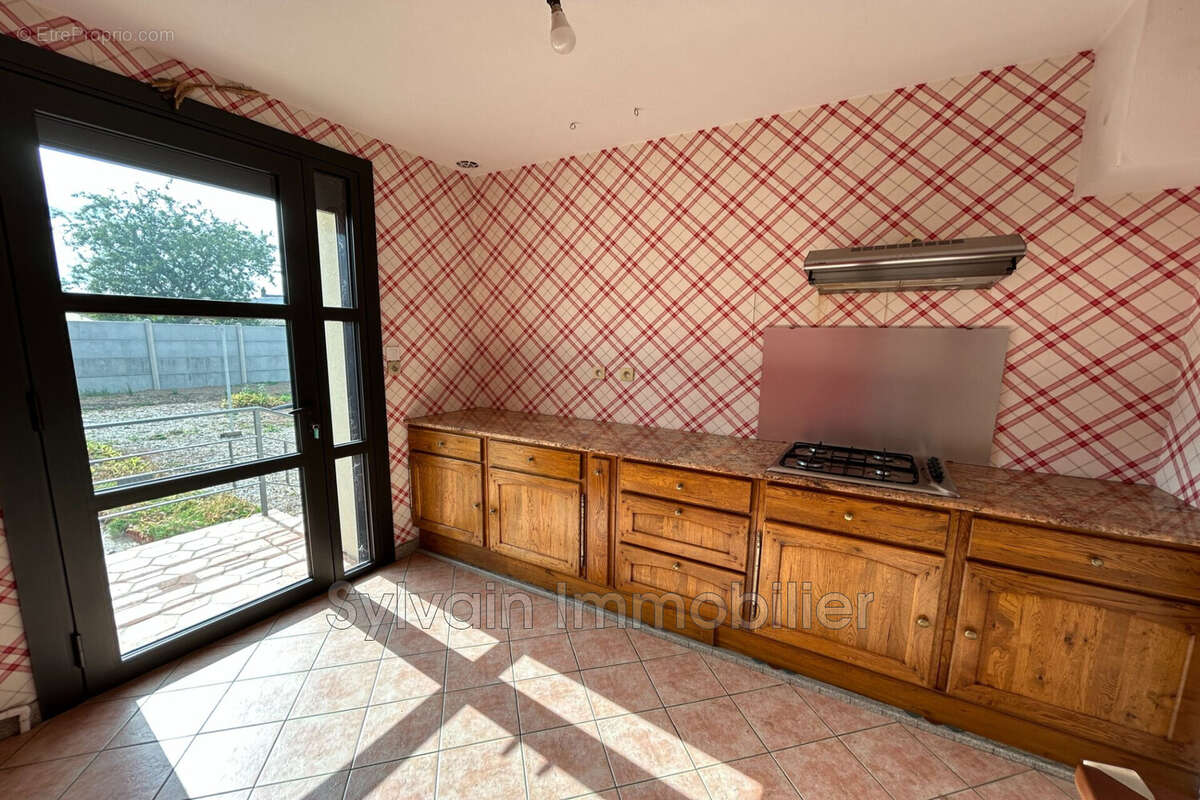 Maison 96 m² à Formerie  - photo 3