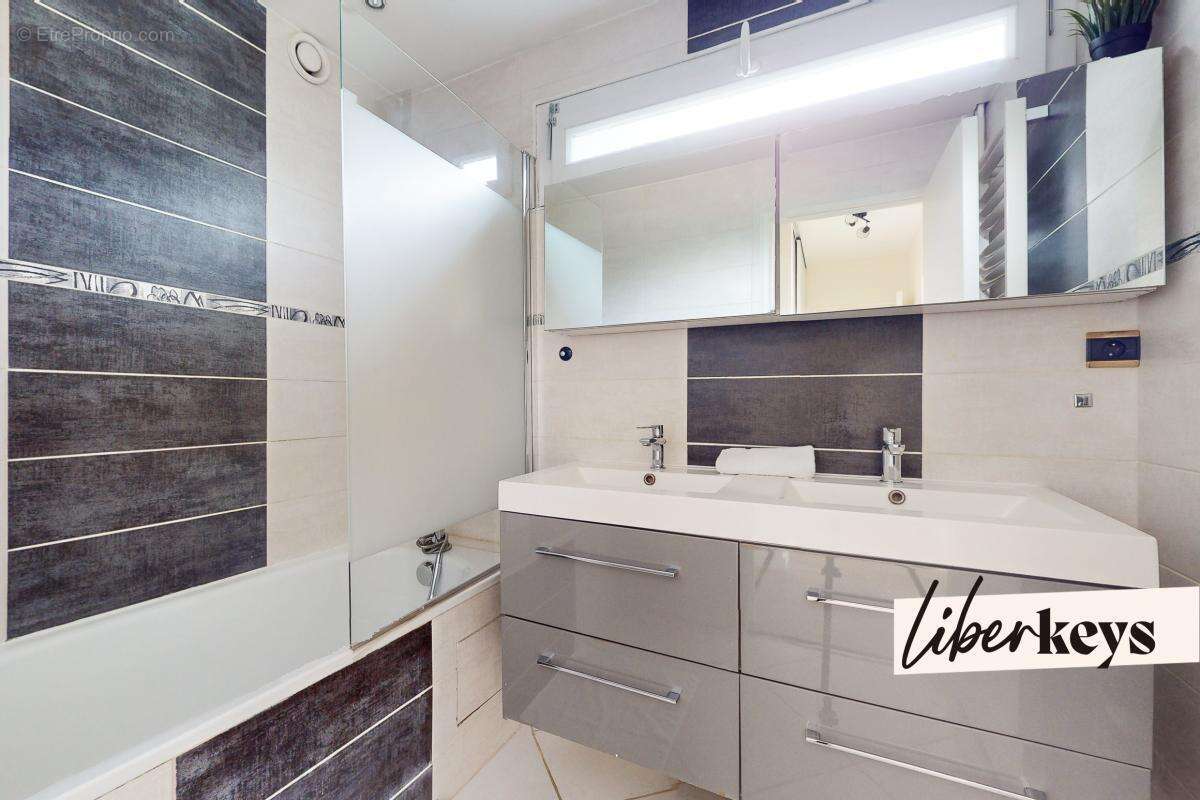 Appartement à LYON-9E