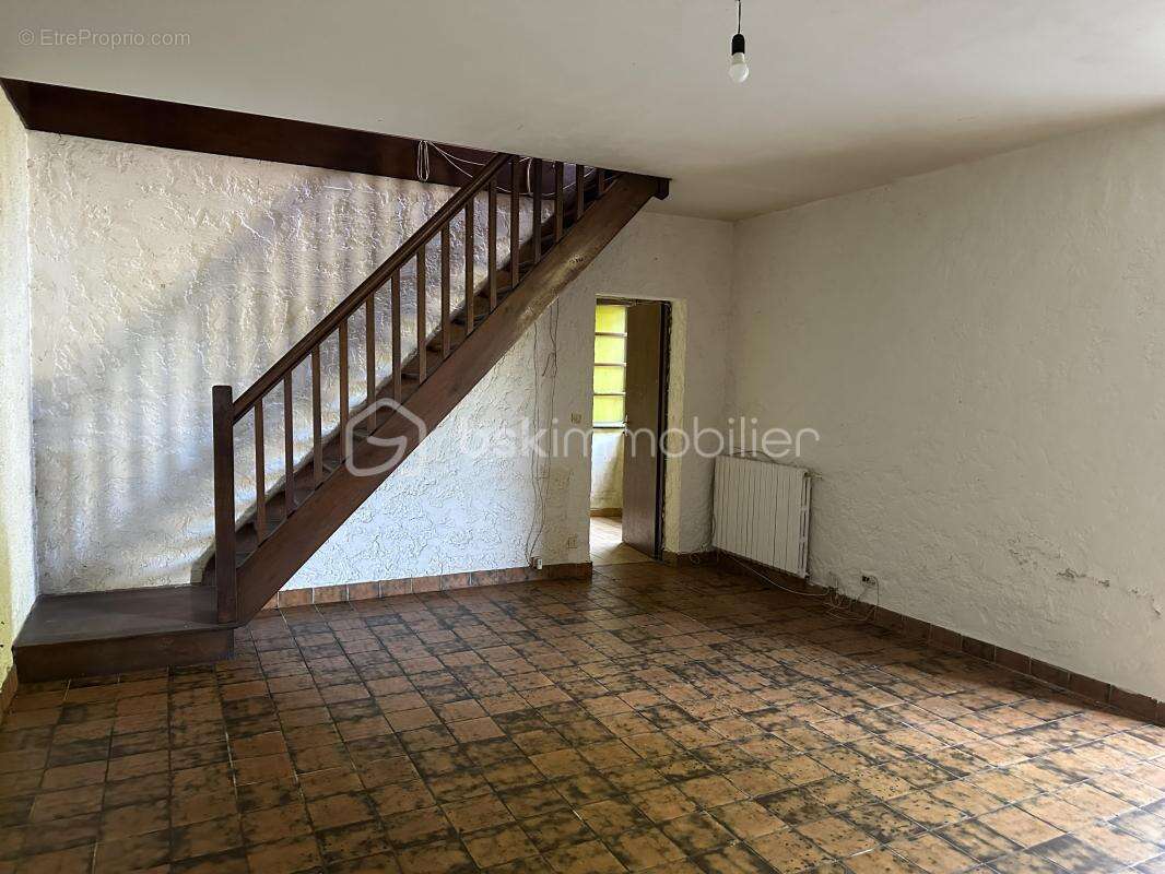 Maison basque a saisir - photo 11