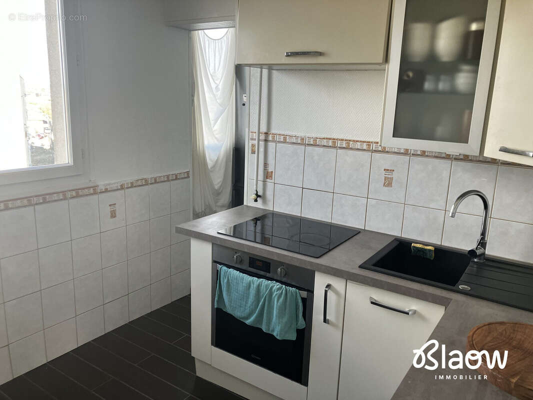 Appartement à MEYZIEU
