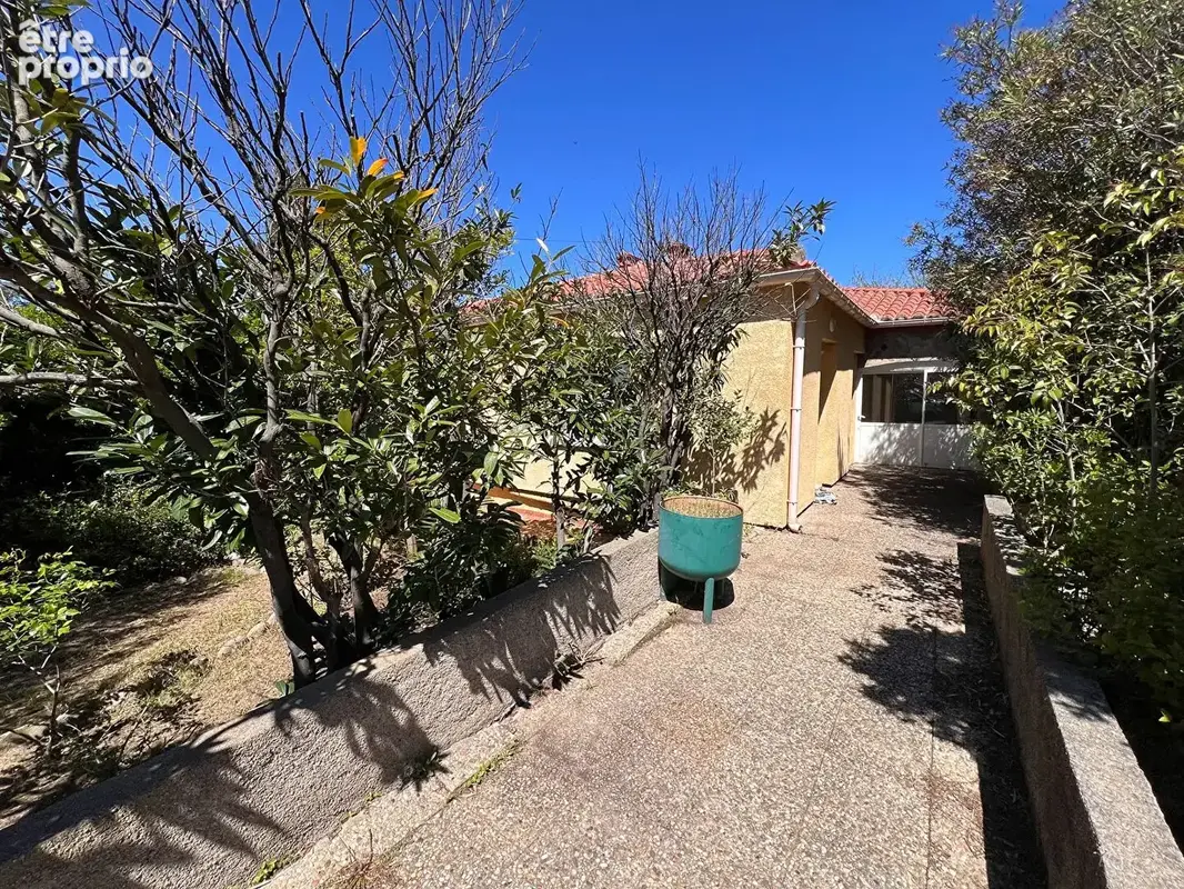 Maison Saint Andre de 137m² avec son grand hangar sur un terrain de 1208 m² - photo 11
