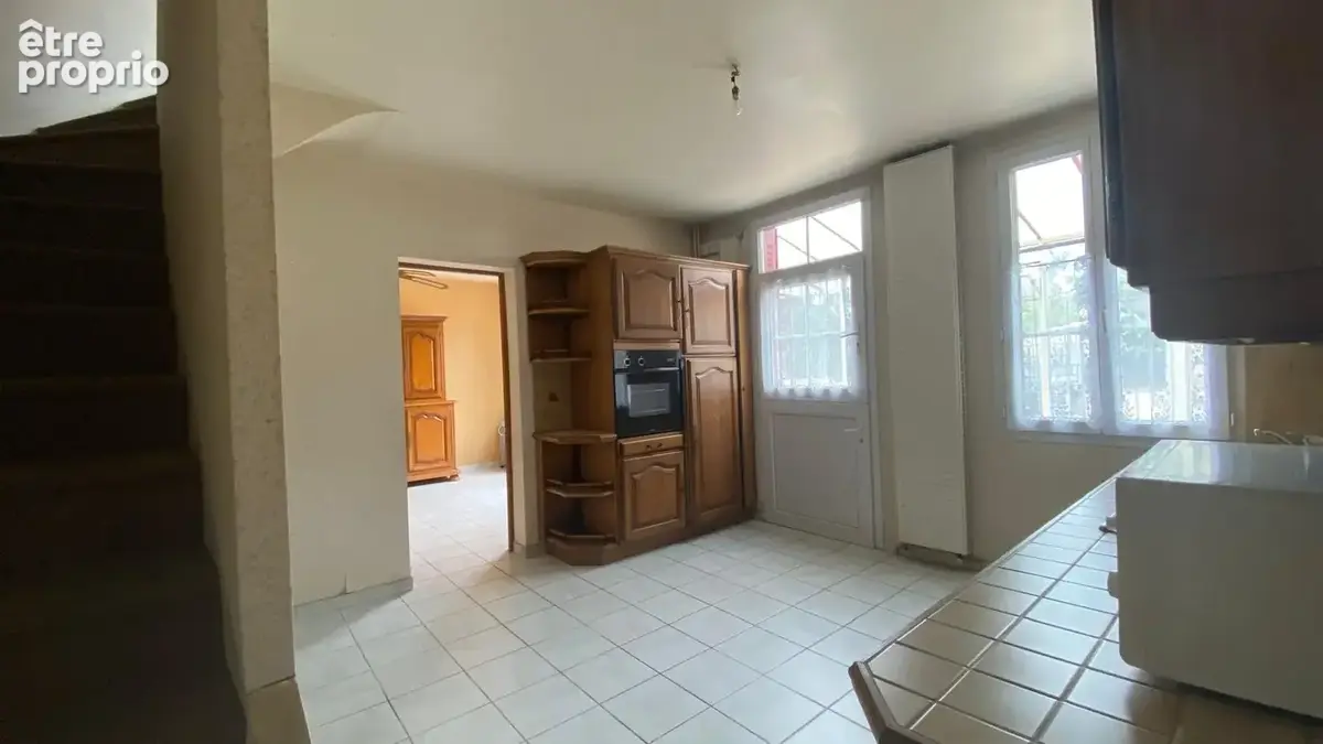 Maison 3 pièces avec grand jardin et dépendances - photo 2