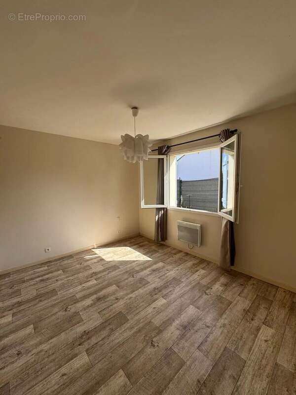 Maison T4 de plain-pied 95 m² - photo 4