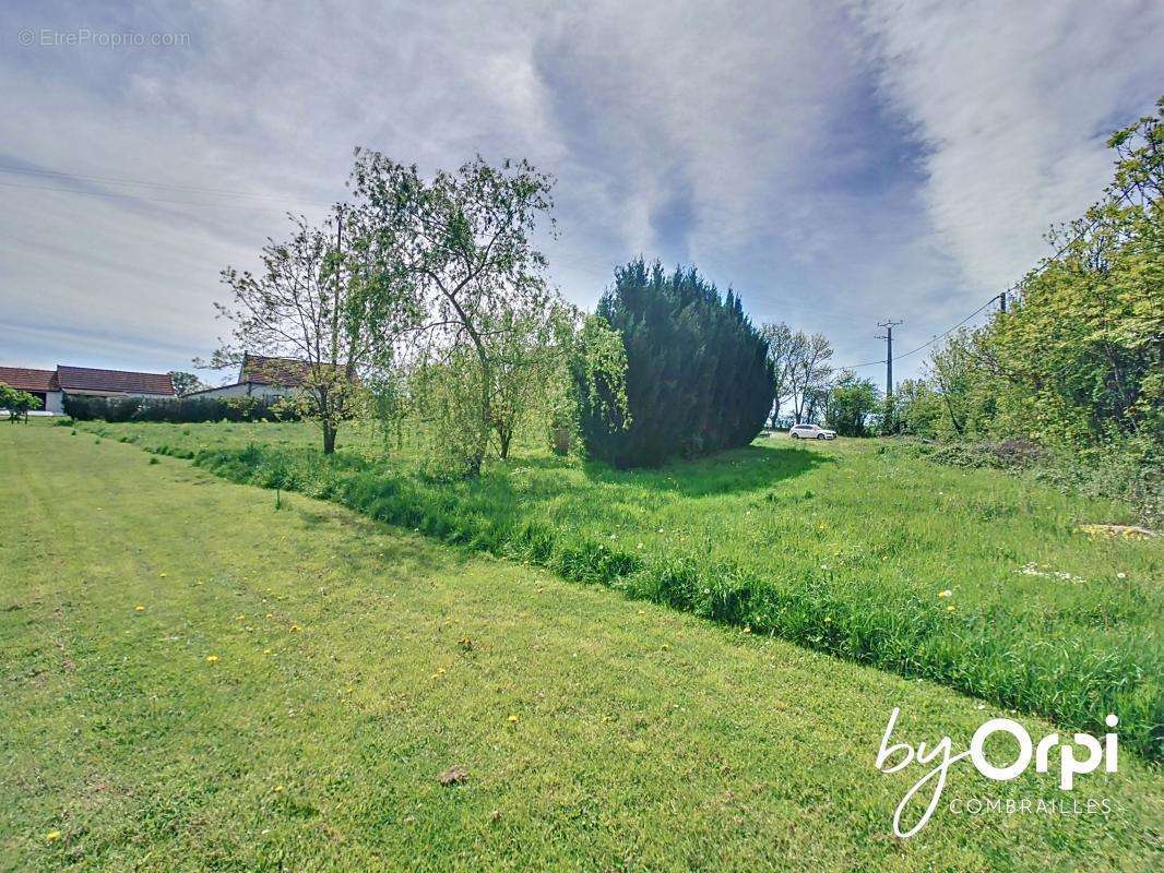 Maison à NERIS-LES-BAINS