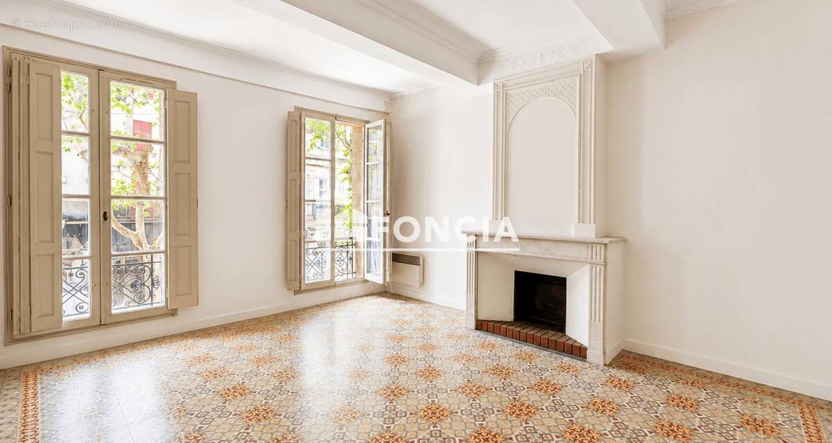 Appartement à UZES