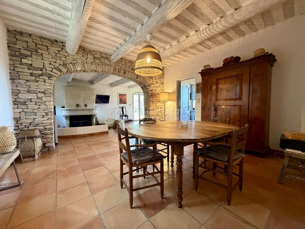 Maison à MERINDOL