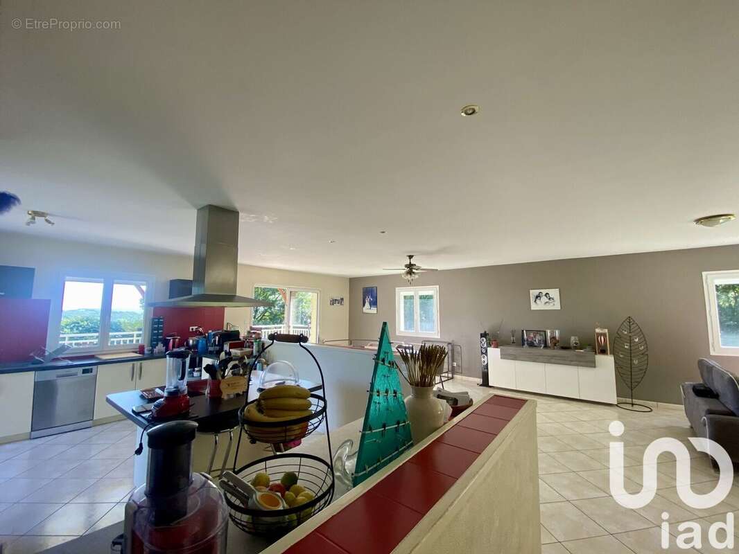 Photo 6 - Maison à JUILLAC