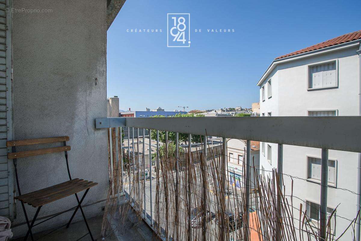 Appartement à MARSEILLE-5E