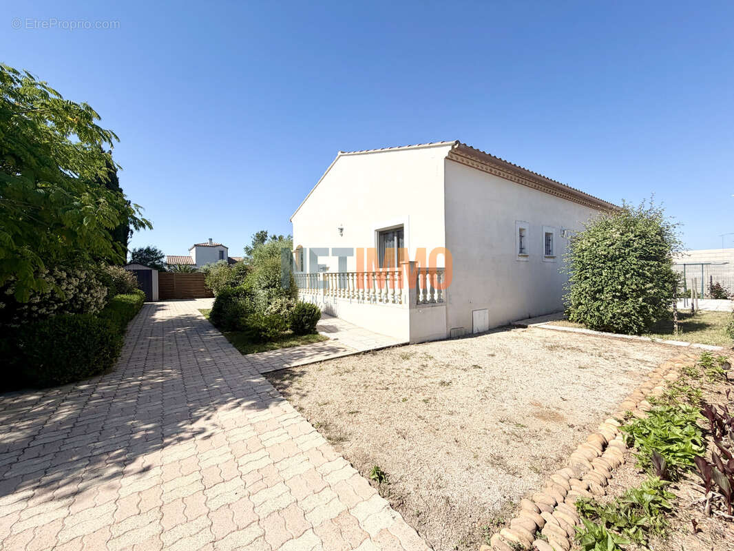Maison à SAINT-GILLES