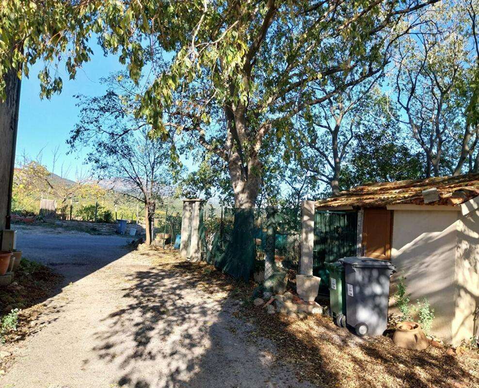 Maison à SAINT-GUIRAUD