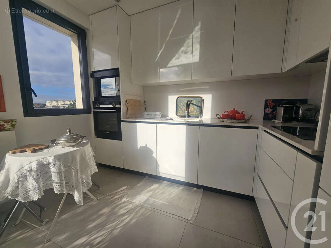 Appartement à SAINT-MAUR-DES-FOSSES