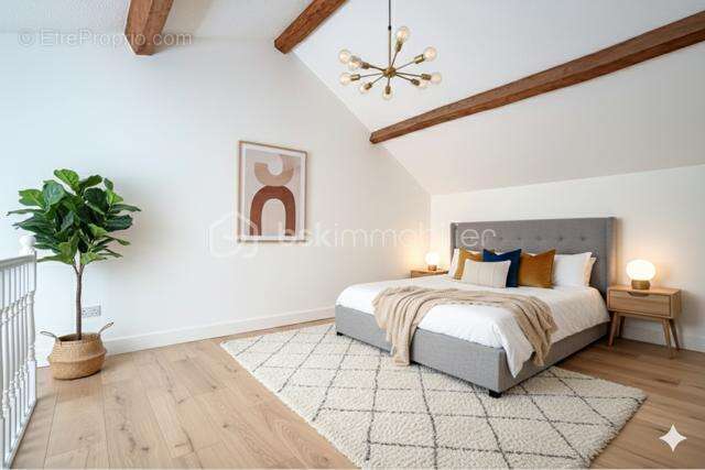 Maison à OLLAINVILLE