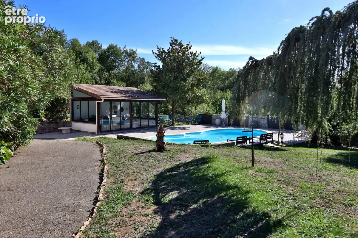 Maison Type 5 - 113,66 m2 habitables - Terrain 3018m2 - Piscine - photo 5