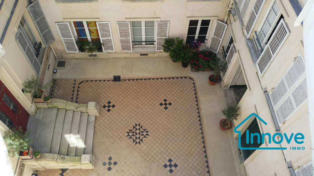 Appartement 40 m² à Versailles  - photo 2