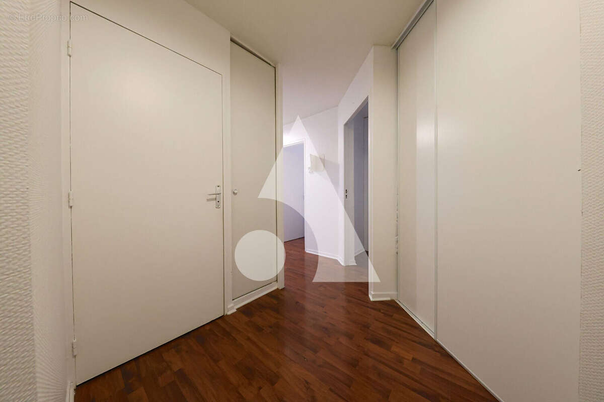 Appartement à CORBEIL-ESSONNES