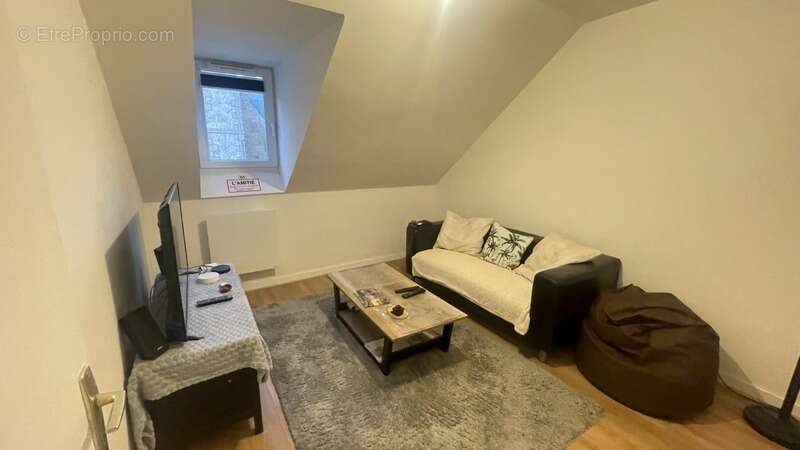 Maison à SAINT-NICOLAS-DU-PELEM