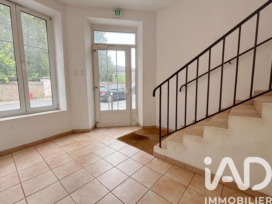 Photo 6 - Appartement à LA QUEUE-LES-YVELINES