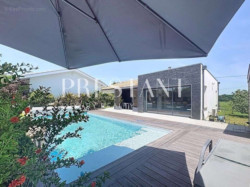 Maison 132 m² à Saint-Geours-De-Maremne  - photo 3