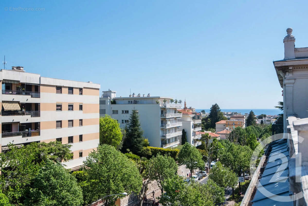 Appartement 22 m² à Nice  - photo 10