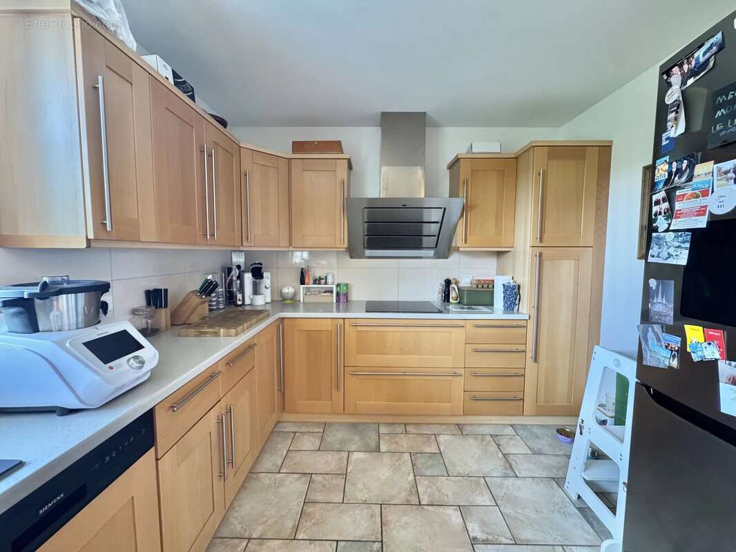 Appartement à STEINBRUNN-LE-HAUT