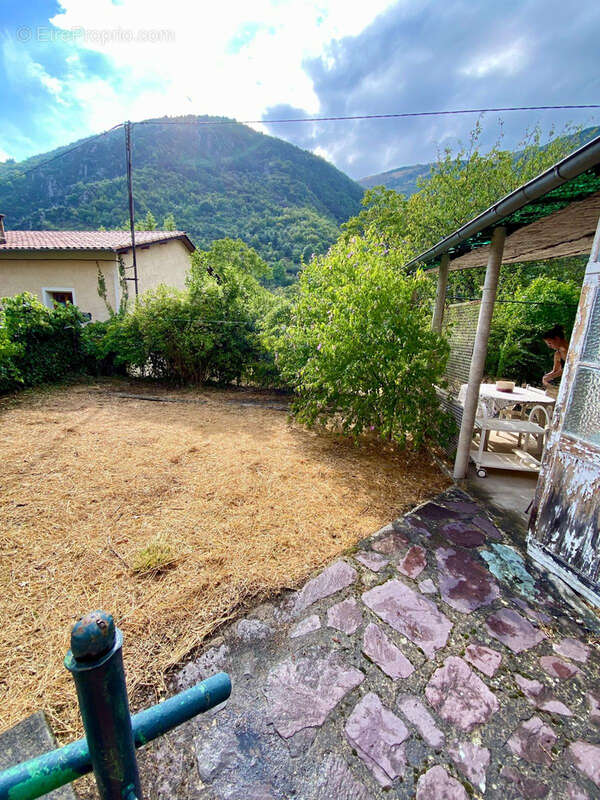 Centre village - photo 18