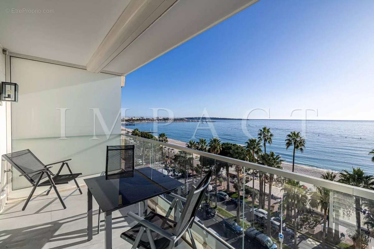 Appartement à CANNES