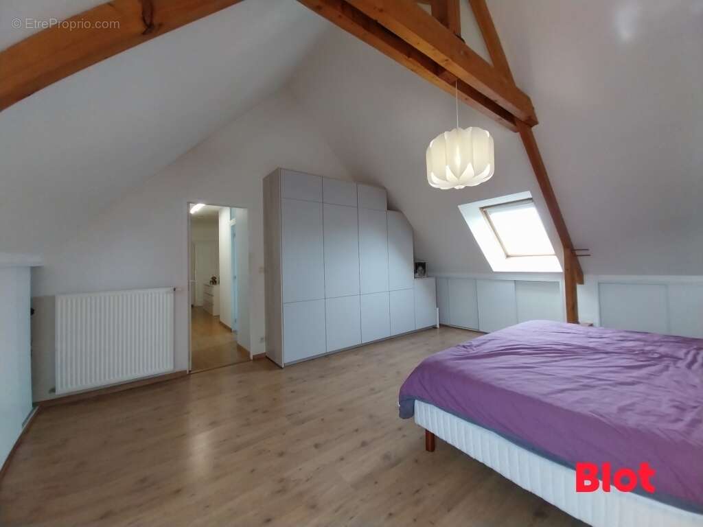 Maison 177 m² à Saint-Coulomb  - photo 9