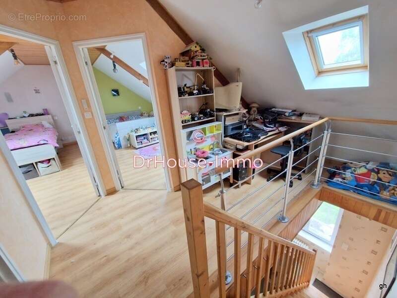 Maison à LOUVIGNE-DU-DESERT