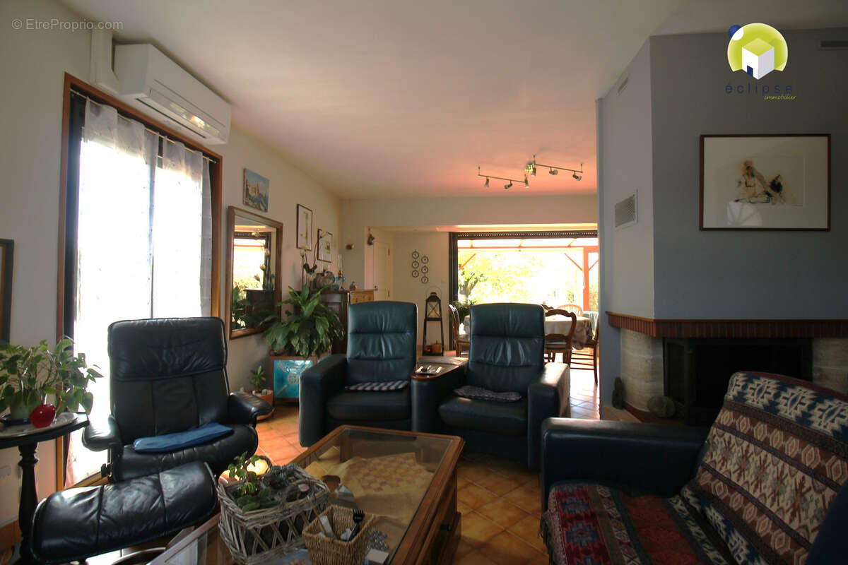 Maison à REPLONGES