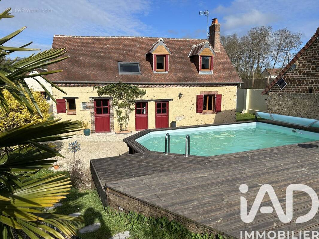 Photo 1 - Maison à PEZOU