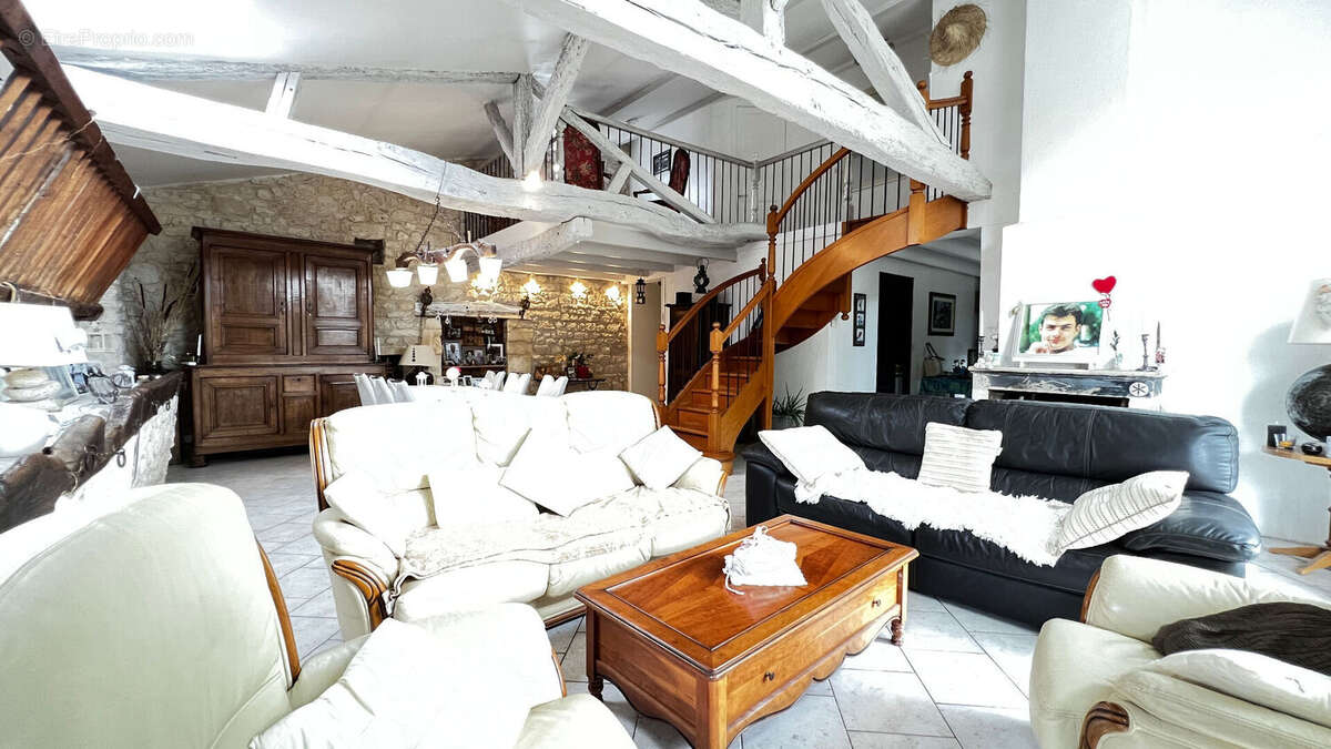Villa  7 pièce(s) 205 m2, piscine intérieure - photo 3
