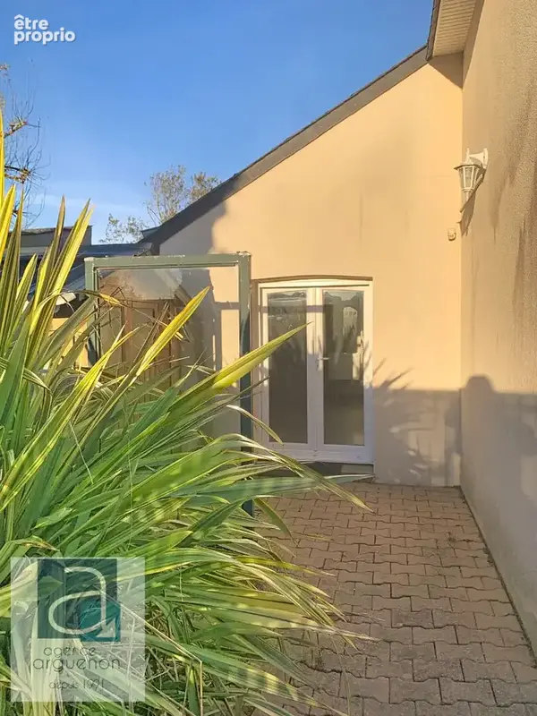 A Dinard, près de tout, Une Jolie maison traditionnelle, Vie de Plain Pied - Jardin Ravissant - Véranda  implantée sur un jardin - photo 2