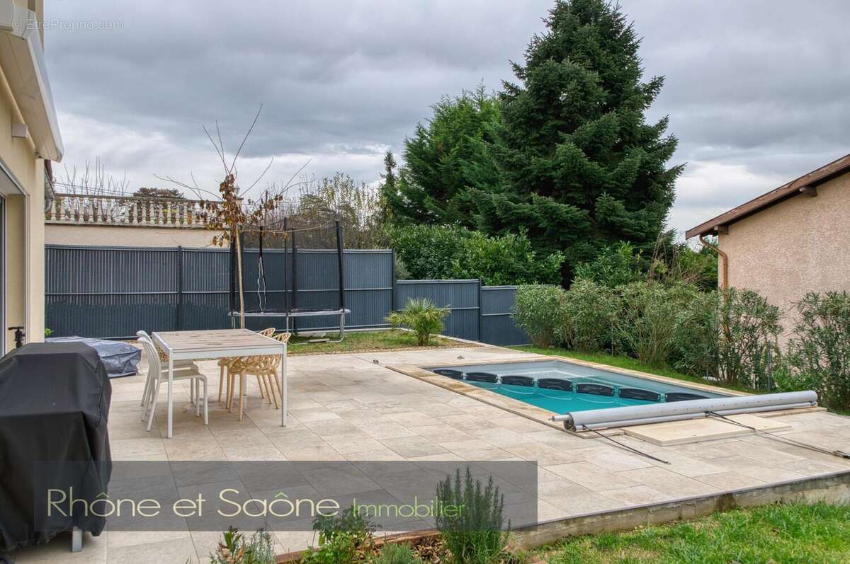 Photo 2 - Maison à REYRIEUX