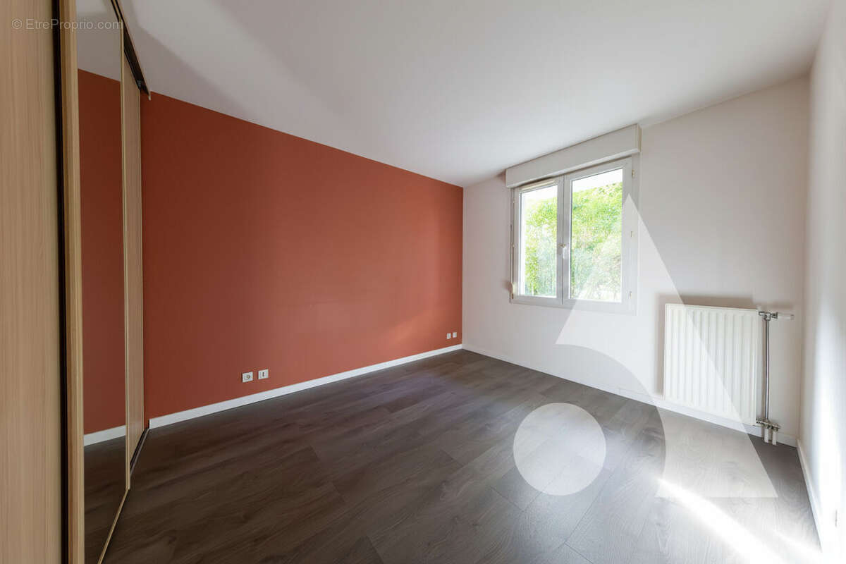 F2 avec jardin à Boissy d'Anglas + Parking en sous-sol - photo 4