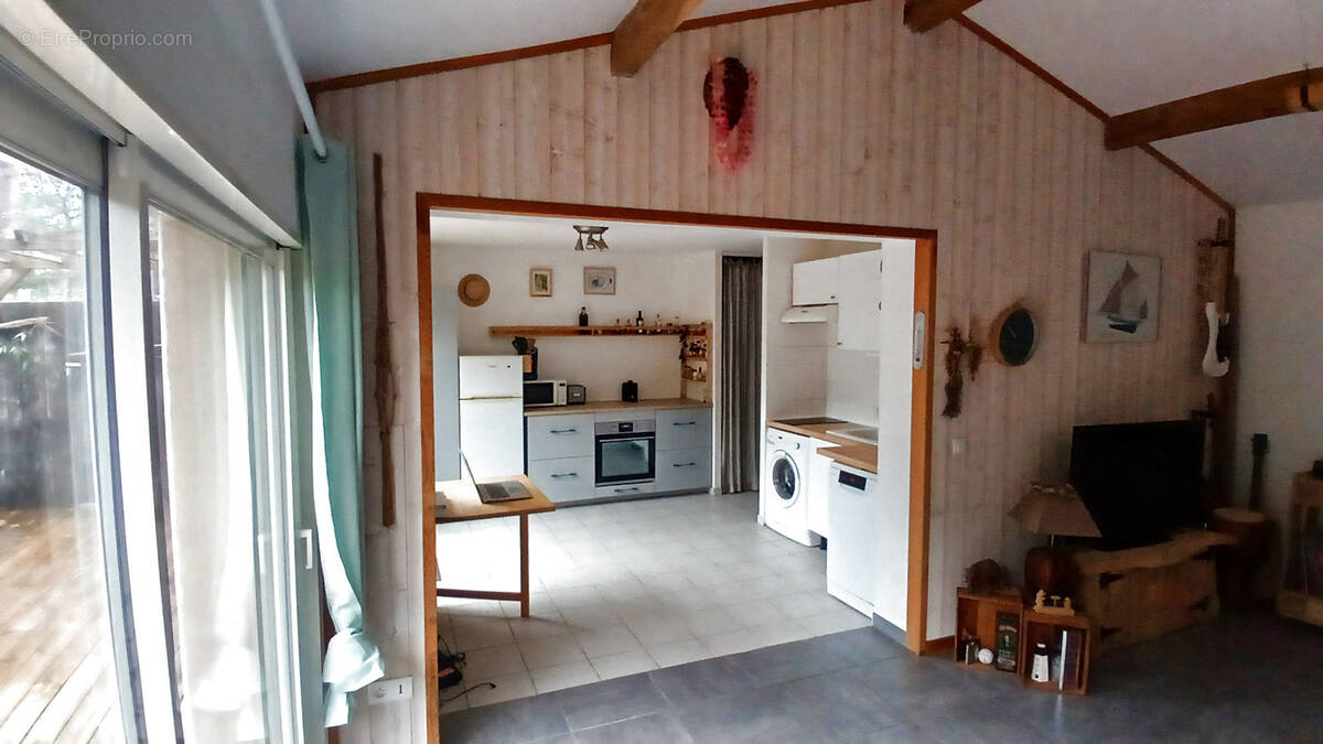 Maison à LACANAU