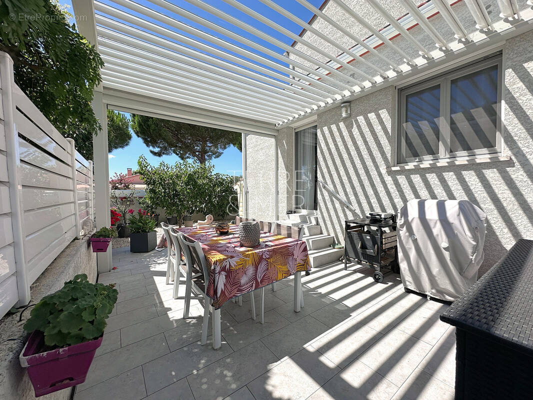 Maison à SAINT-CYPRIEN