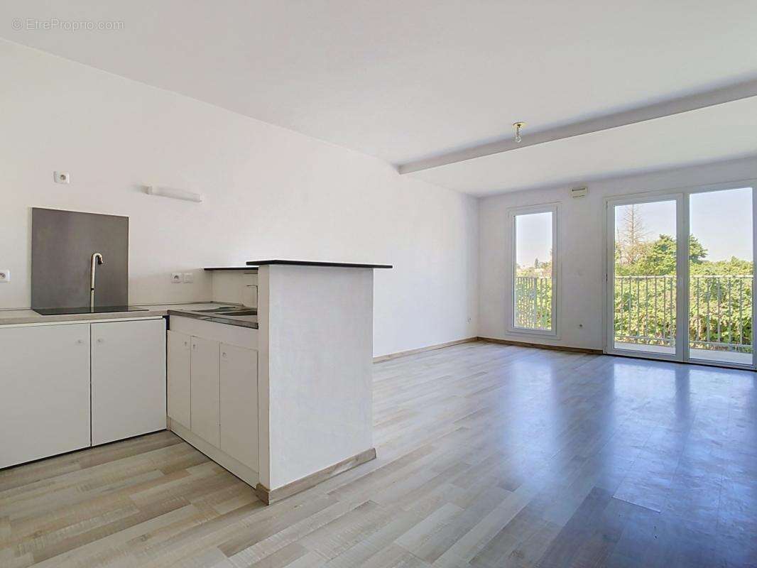 Appartement t3 dans residence securisee de 2015  + parking - photo 2