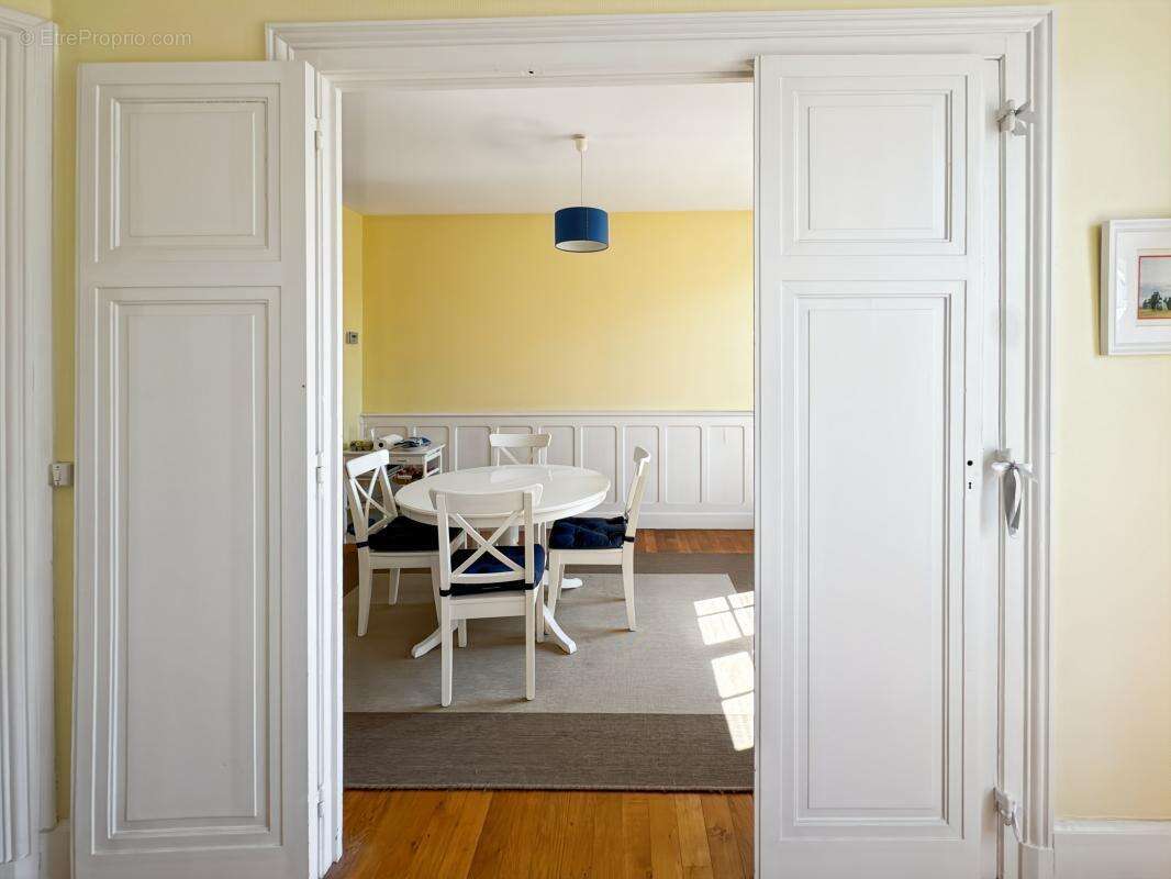 Appartement à TROUVILLE-SUR-MER