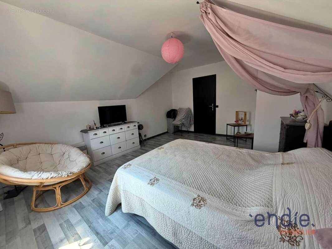 Maison familiale de 190 m²  À 5 minutes du centre-ville de Concarneau - photo 18