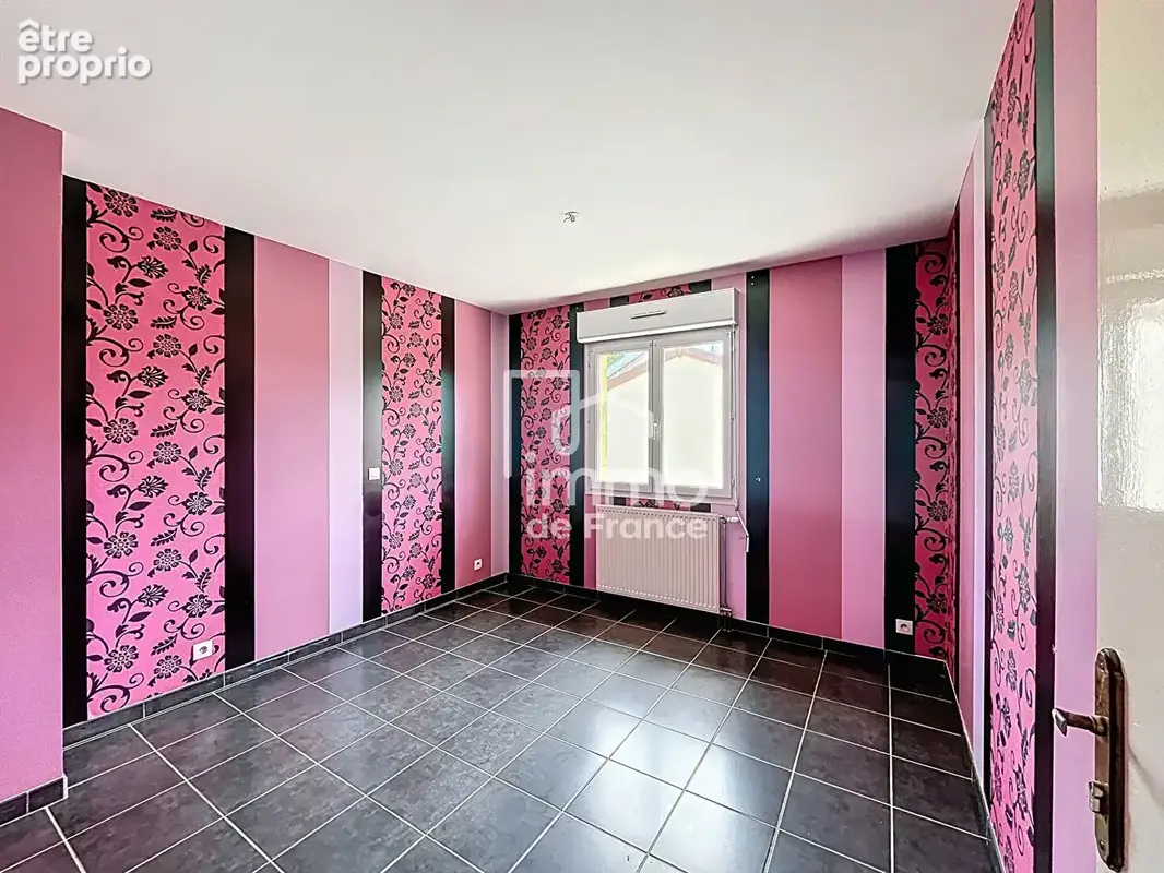 Maison Oyonnax 4 pièce(s) 100 m2 - photo 12