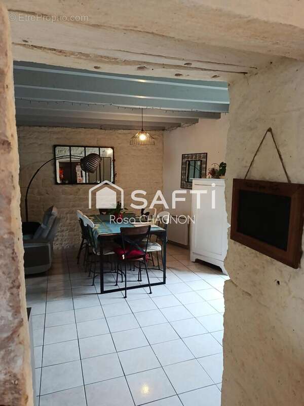 Photo 3 - Maison à LONGEVES