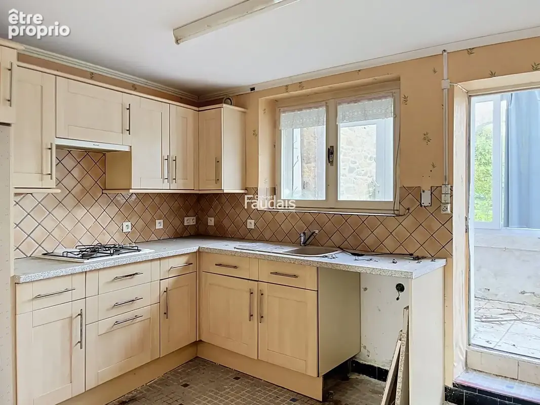 Maison 5 pièces 98 m² à vendre à Coutances (50200) - photo 4