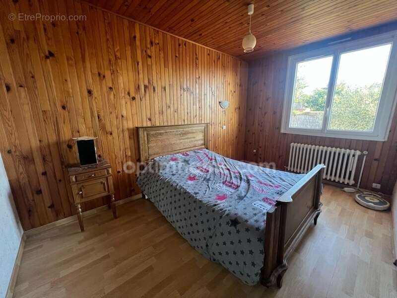 Maison à vendre 7 pièces MORTAGNE SUR SEVRE (85) - photo 8