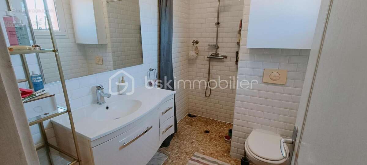 Maison à SAINT-MARTIN-DE-VALGALGUES