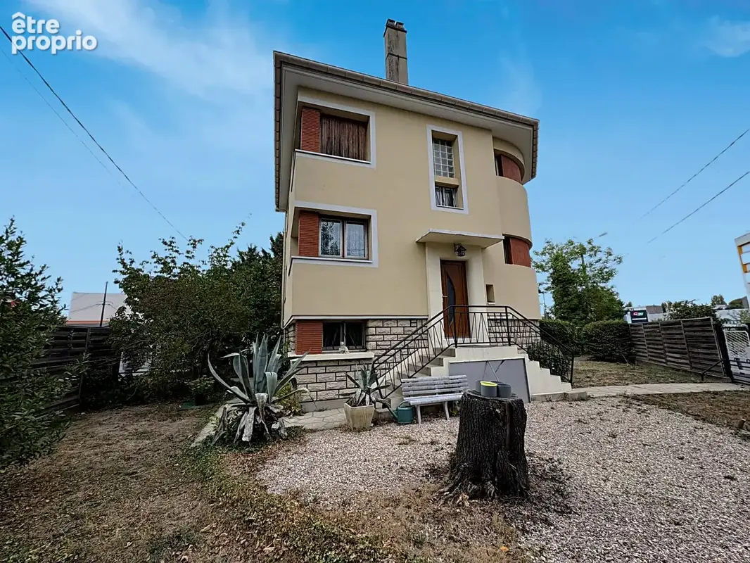 Maison - 100 m2 - 5 pièces - photo 10